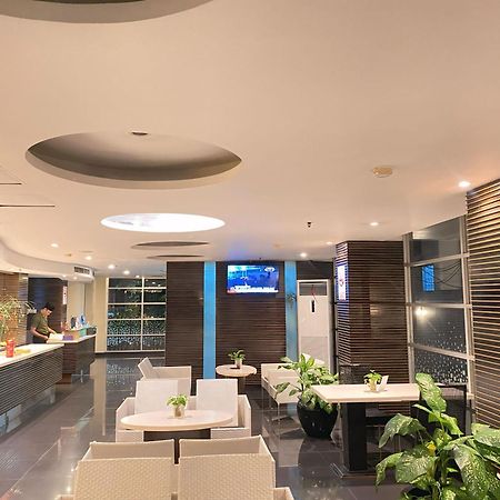 Studio One Thamrin Hotel Джакарта Екстер'єр фото