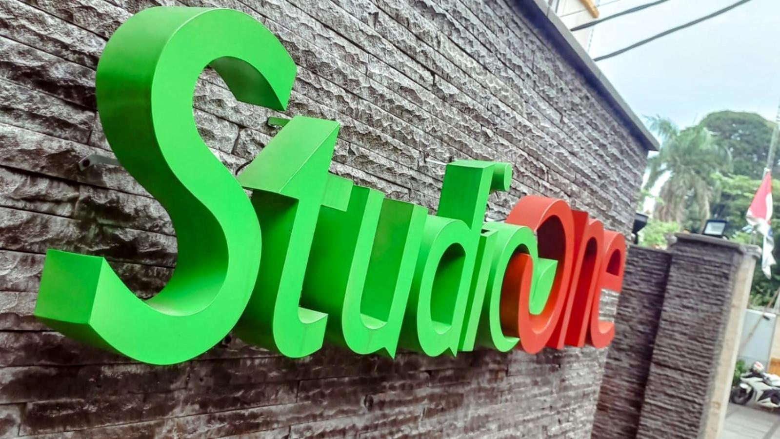 Studio One Thamrin Hotel Джакарта Екстер'єр фото