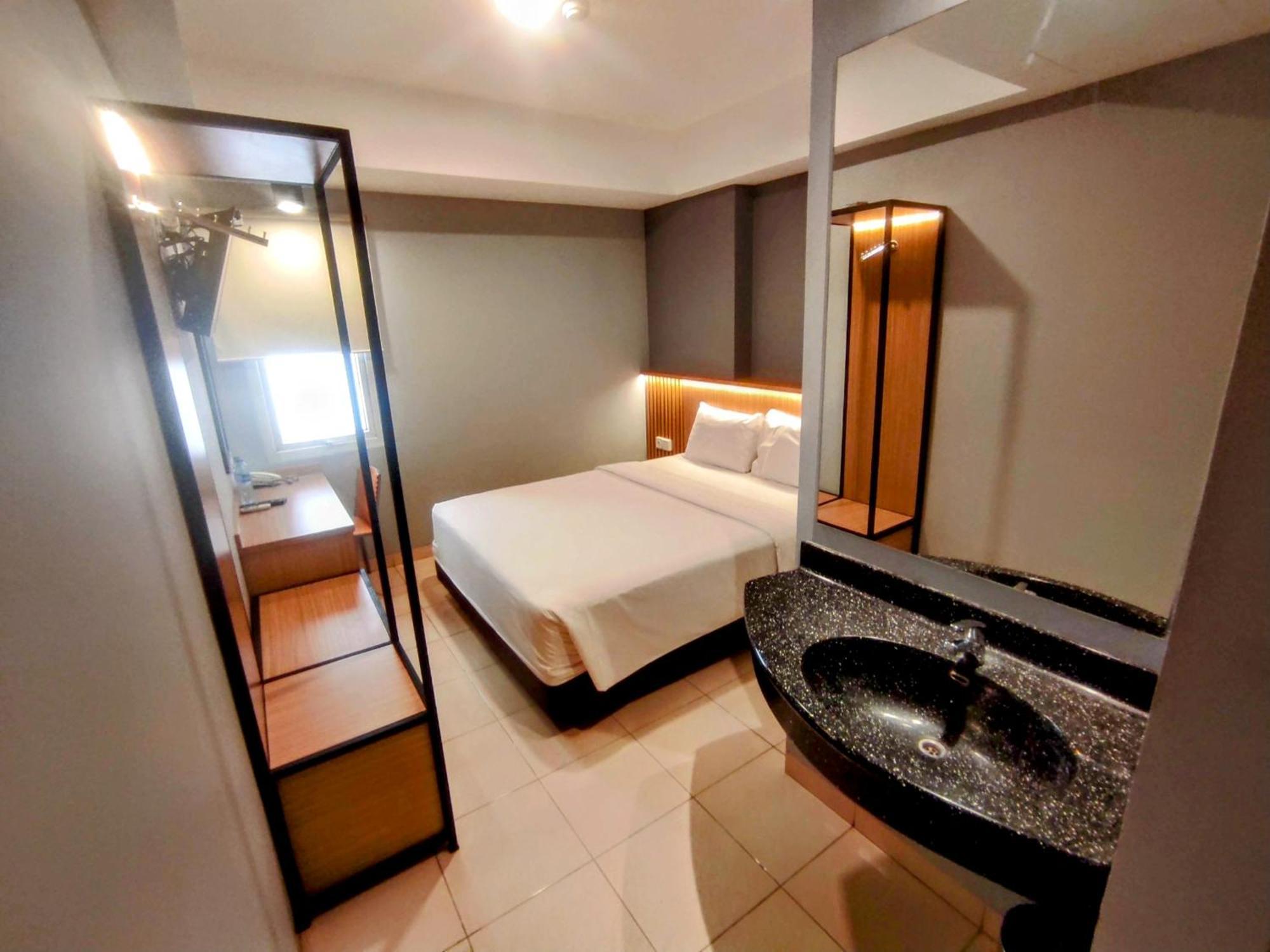 Studio One Thamrin Hotel Джакарта Екстер'єр фото