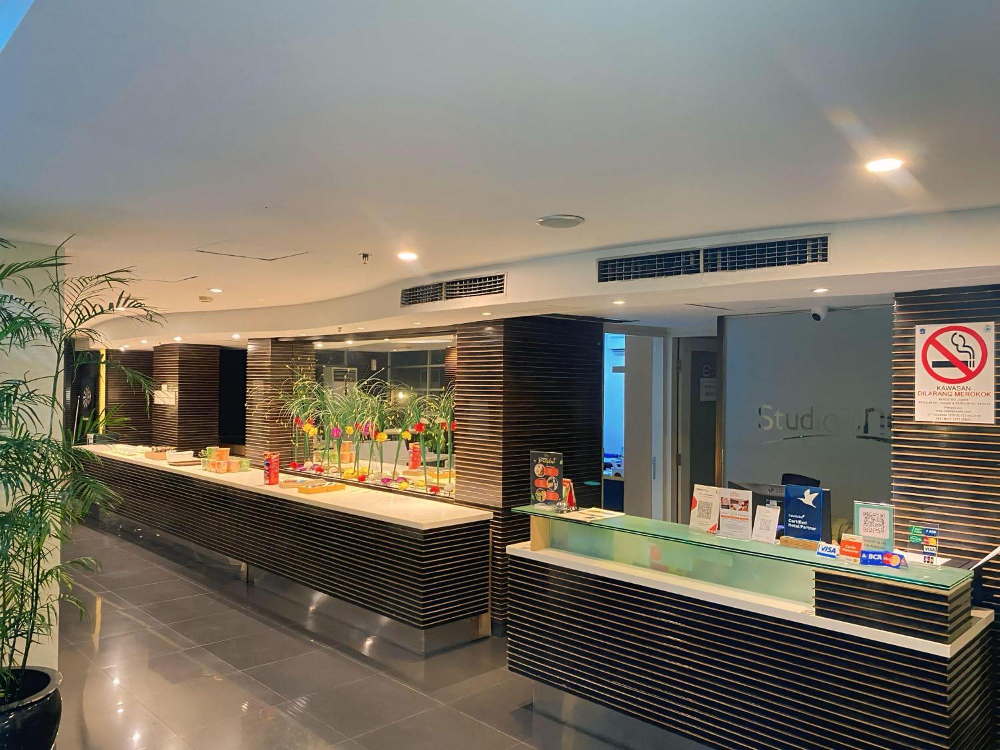 Studio One Thamrin Hotel Джакарта Екстер'єр фото