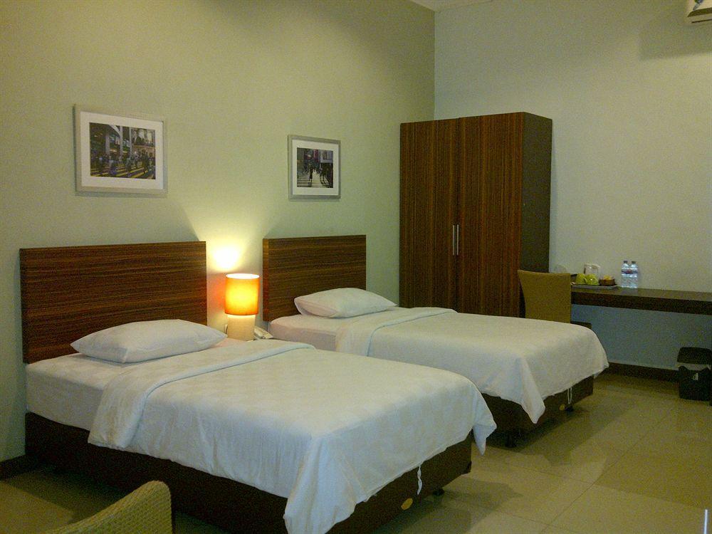 Studio One Thamrin Hotel Джакарта Екстер'єр фото