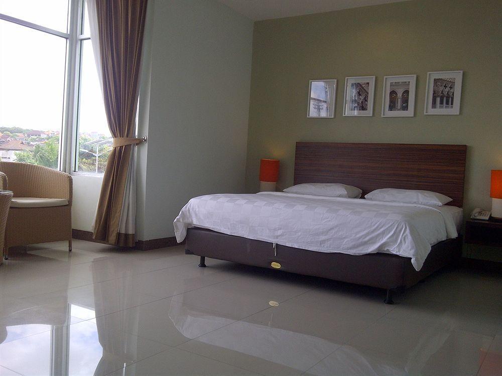 Studio One Thamrin Hotel Джакарта Екстер'єр фото