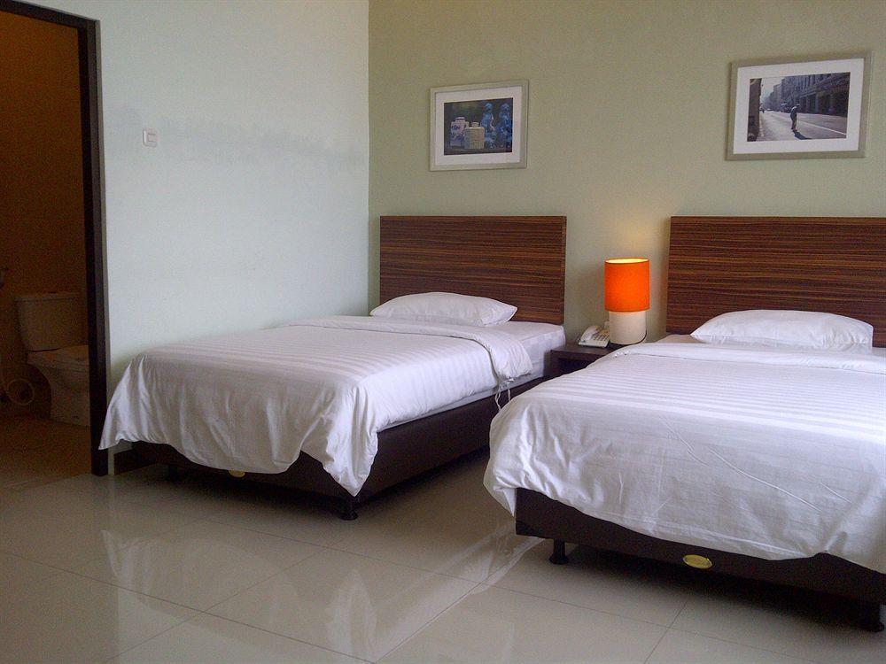 Studio One Thamrin Hotel Джакарта Екстер'єр фото